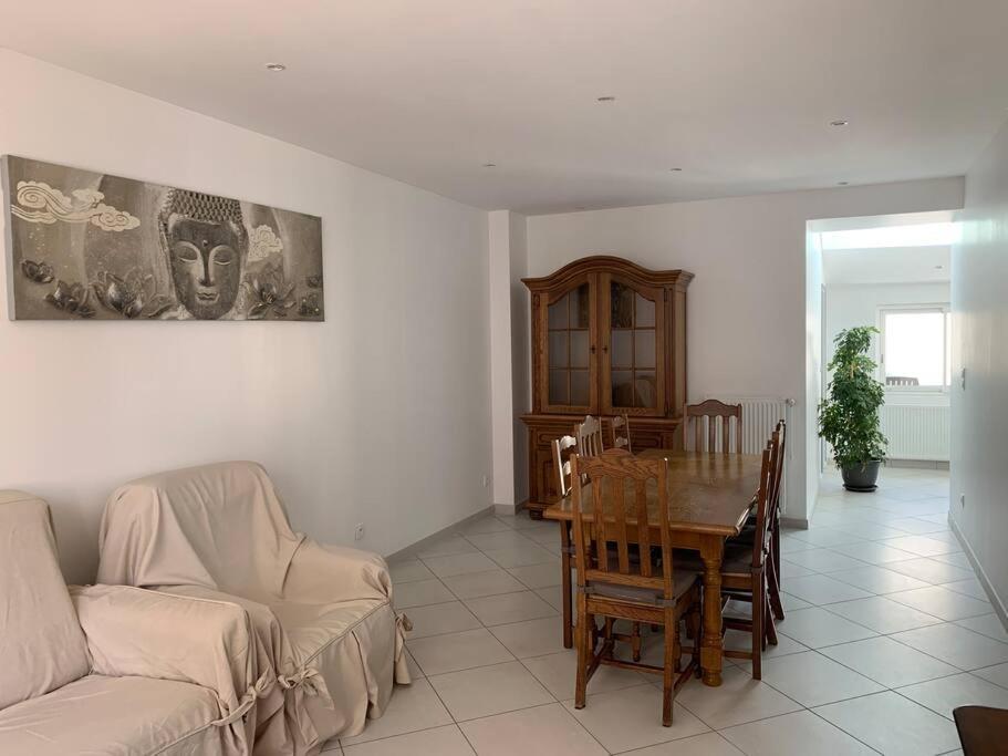 Maison De 1 A 8 Personnes Entierement Renovee Charly-sur-Marne Екстериор снимка